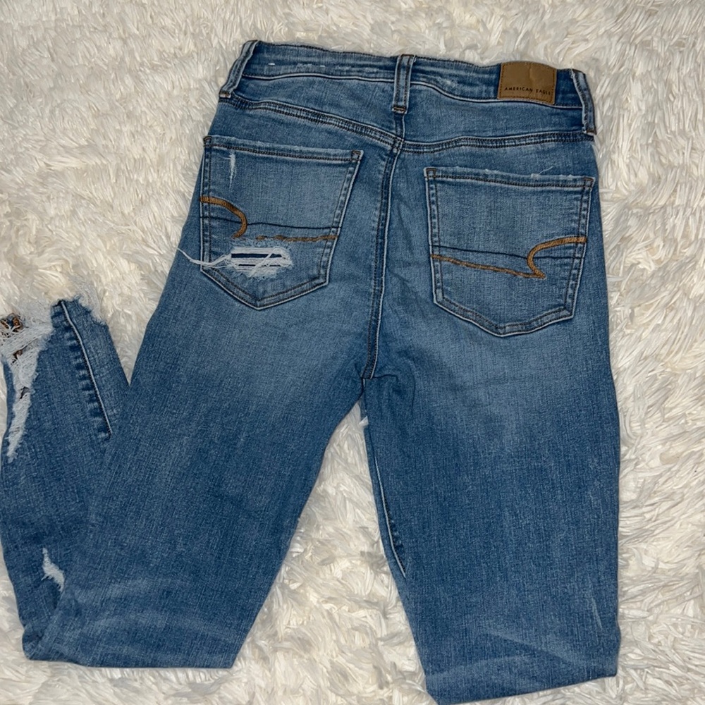 American Eagle next level strech ripped jegging (sz 2 reg)